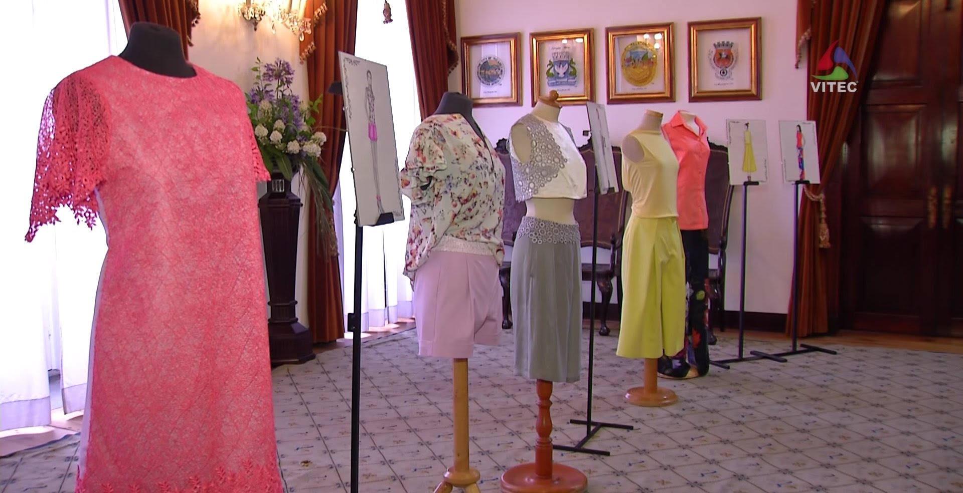 Exposição de Design de Moda "The Secret Garden" - Terceira Dimensão 240