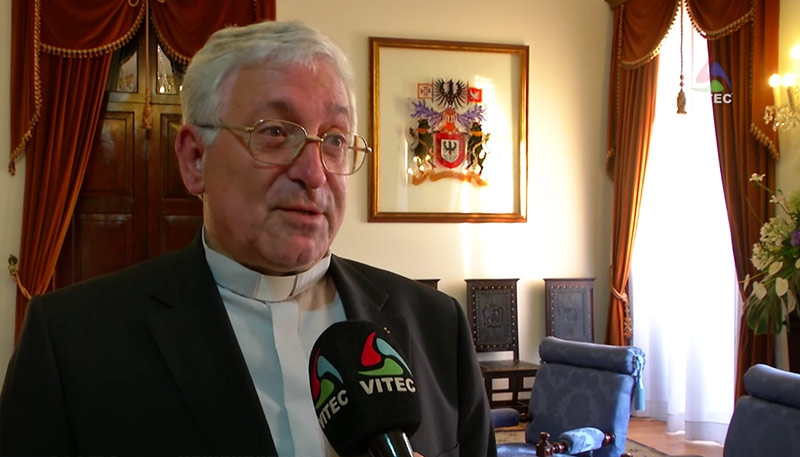 Pe. Dolores - 40 anos de sacerdócio em livro - Terceira Dimensão 265