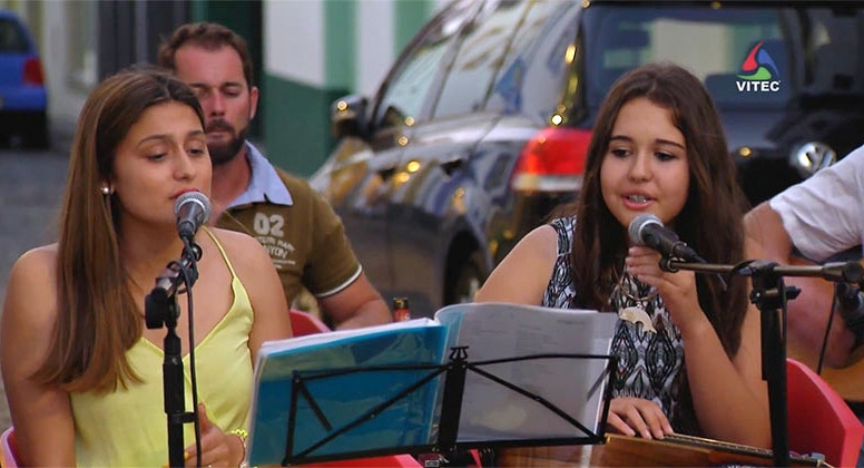 Carros alegóricos das Festas da Praia e Programa Vitória - Abraçando o Futuro 9