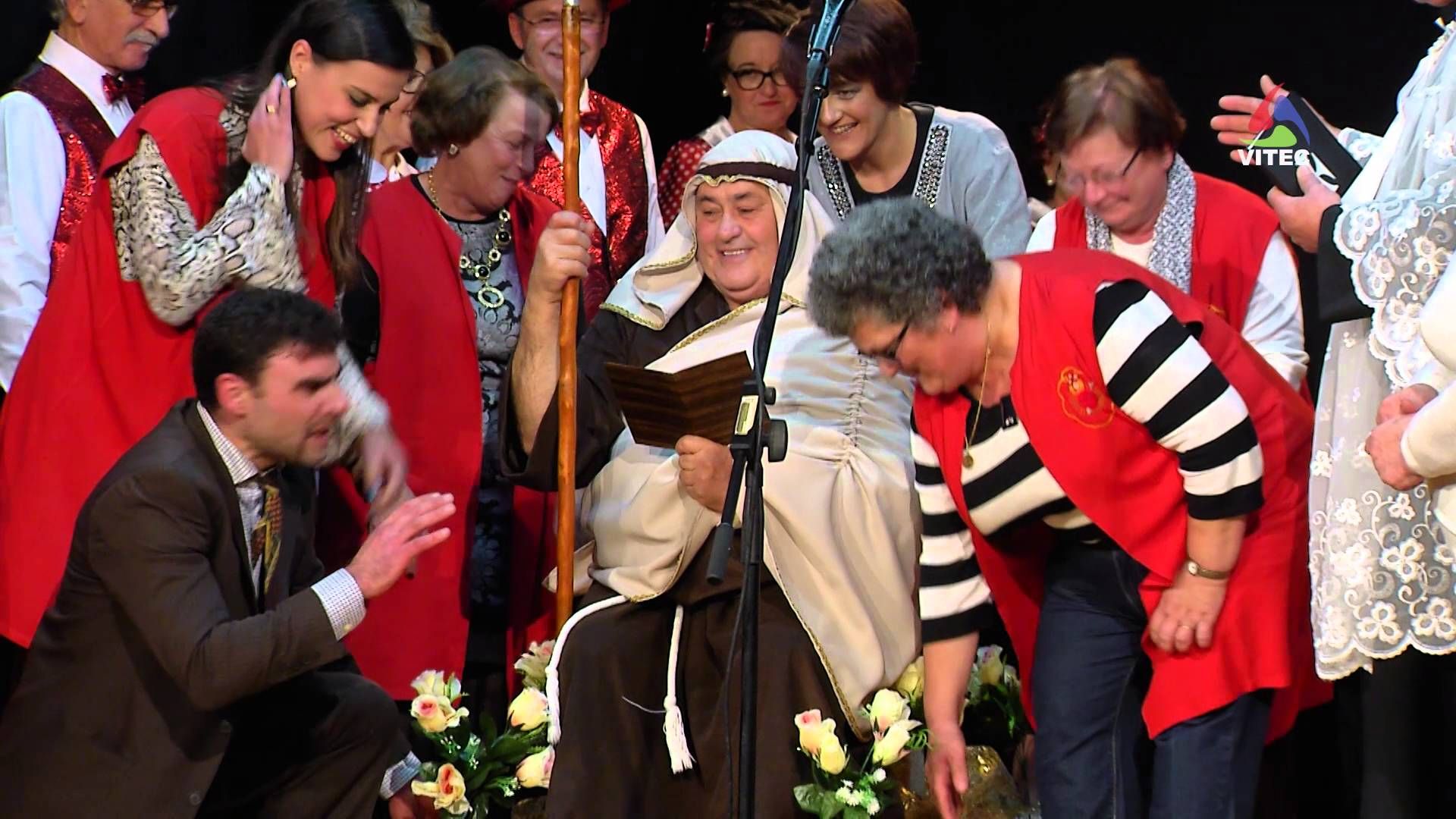 Resumo Bailinho da Associação Cultural da Casa da Ribeira 2016