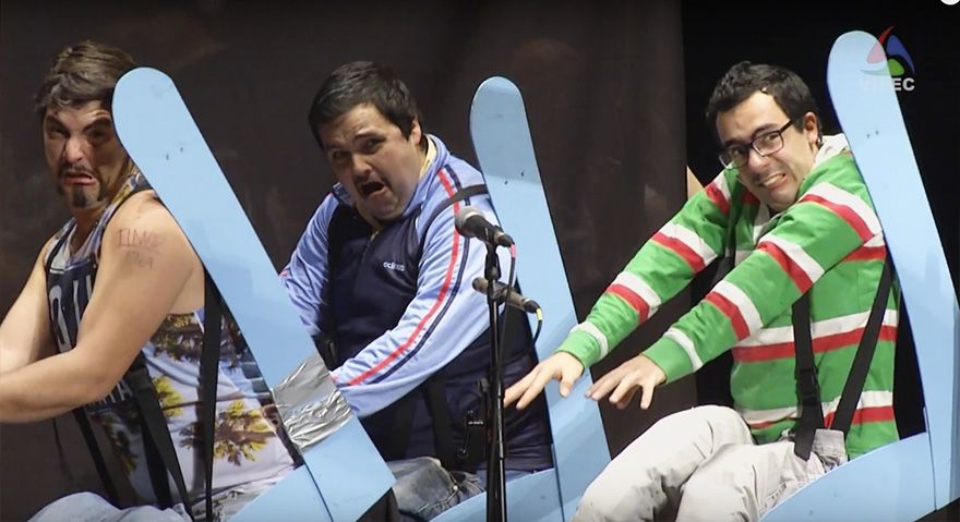 Bailinho dos Rapazes de Santa Bárbara “Perdidos na Ilha de Sarbac Sad Uelhi” - Carnaval 2016