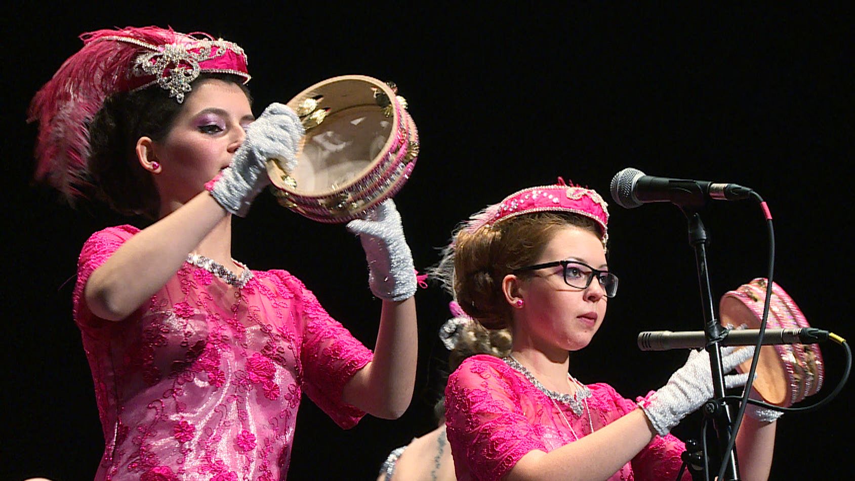 Dança de Pandeiro do Grupo de Amigos de São Mateus - Em Conquista do Céu