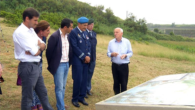 Placa alusiva à Batalha da Baía das Mós - Terceira Dimensão 587