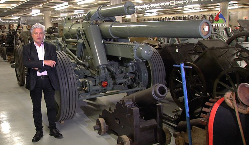 Mais de mil uniformes das forças armadas portuguesas - Terceira Dimensão 591