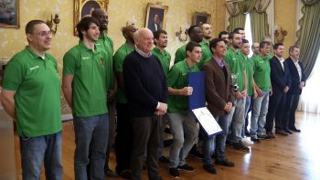Terceira Basket recebe voto de congratulação - Terceira Dimensão 758