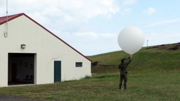 Lançamento do Balão Meteorológico no meio do Atlântico - Terceira Dimensão 850