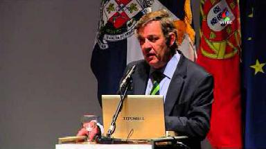 Miguel Sousa Tavares no Fórum Mundial de Cultura Taurina nos Açores