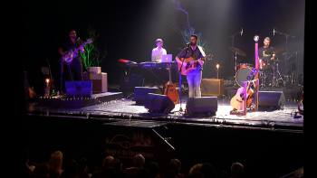 Cristóvam lança primeiro álbum a solo - Terceira Dimensão 1194