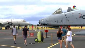 História e Aviões em Dia de Base Aberta - Terceira Dimensão 1225