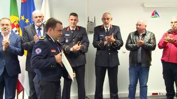 Governo dos Açores homenageia equipa dos Bombeiros da Praia da Vitória - InFoco 157