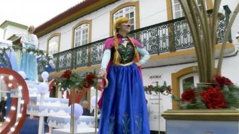 Princesas preparam o Natal na Praia da Vitória - InFoco 163