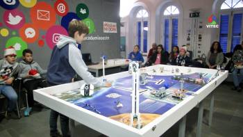 Aprender robótica através de Lego - InFoco 170