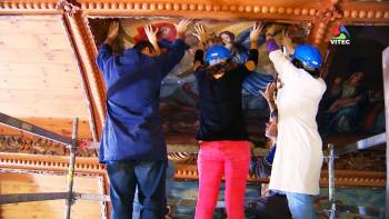 Placa marca restauro das telas do Santuário da Conceição - Terceira Dimensão 1345