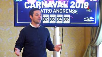 Bailinhos no Teatro Angrense em directo na VITEC - InFoco 190