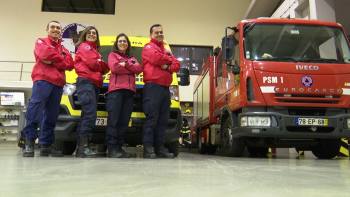 Escola de Bombeiros quer formar “os heróis do amanhã” - InFoco 207