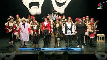 Dança de Pandeiro das Raparigas da Praia - Pirataria profissional - Carnaval 2019