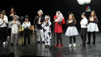 Bailinho da Escola de São Bartolomeu dos Regatos - A Carochinha - Carnaval 2019