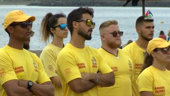 1.ª Bandeira Azul do País hasteada na Praia da Vitória - Abraçando o Futuro 142