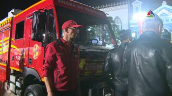 Nova viatura dos bombeiros desce às ruas de Angra - InFoco 278