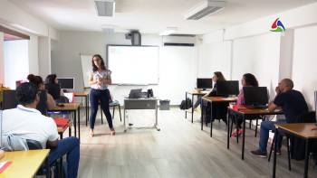 “Empreendo o Meu Negócio” apoia 16 empresas - InFoco 318