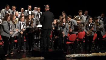 Sociedade Recreio Lajense com concerto no Teatro Angrense - Terceira Dimensão 1666