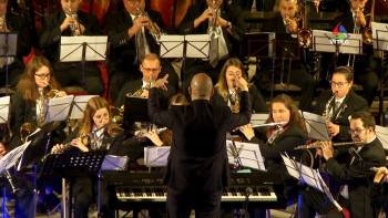 Votos de um Bom Ano em pautas musicais – Terceira Dimensão 1669