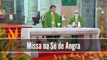 Missa na Igreja da Sé, em Angra do Heroísmo, a Catedral dos Açores