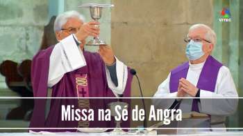 Missa na Igreja da Sé, em Angra do Heroísmo, a Catedral dos Açores