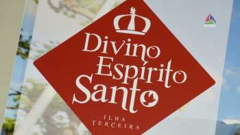 Fé no Divino Espírito Santo registada em livro-álbum –Terceira Dimensão 1966