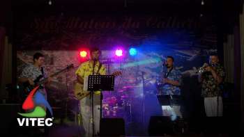 Rapazes da Canada de Trás no Angra em Festa - Terceira Dimensão 2043