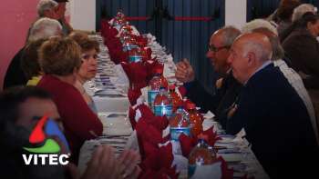 Alegria espelhada no almoço que reuniu idosos de Angra do Heroísmo - Terceira Dimensão 2249