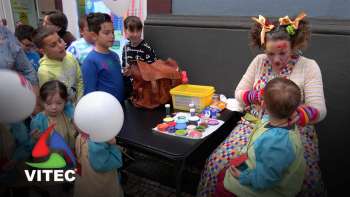 Cidade de Angra preenchida de crianças durante um dia - Terceira Dimensão 2263