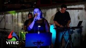 Kerosene trazem boa energia à Praça Velha – Terceira Dimensão 2334