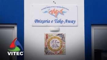 A Casa D'Elas oferece serviço de peixaria e refeições por take-away
