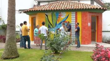 Jardim de Angra com zona dedicada para amamentação, alimentação do bebé e fraldário