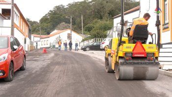 Município de Angra investe cerca de 5 milhões de euros em estradas