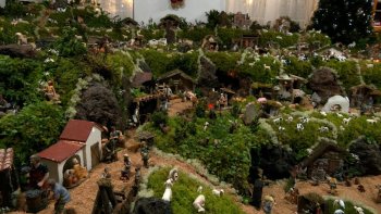 Enquanto existir saúde, o presépio continua a fazer parte do Natal de Zélia Rocha