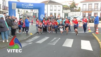 Largas dezenas de atletas na Corrida dos Reis 2024, em São Bento