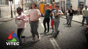 Insufláveis enchem a Rua da Sé para festejar o Dia da Criança