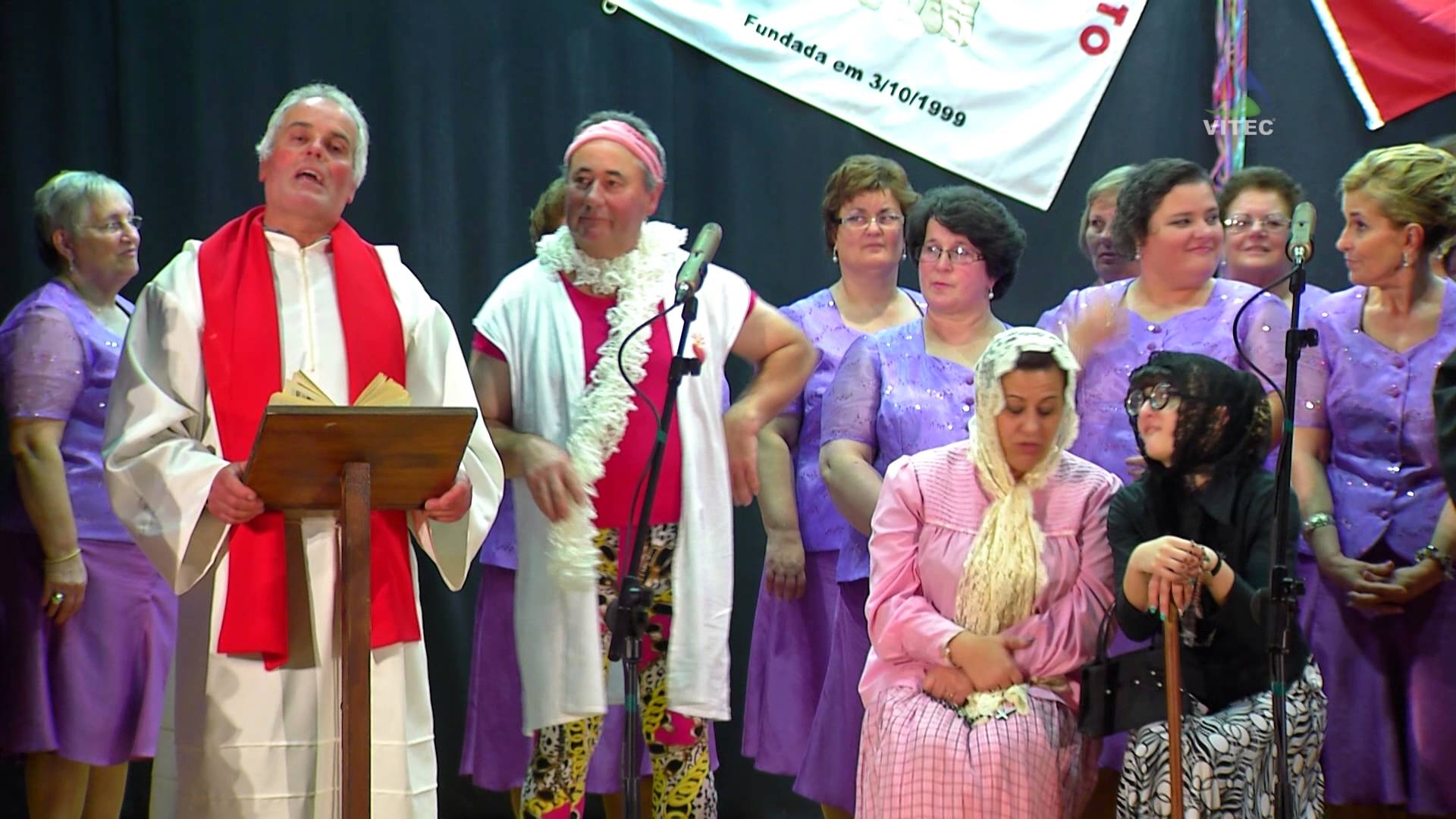 Centro Social S. Bento - O Sacristão Gatuno - Carnaval Sénior 2015