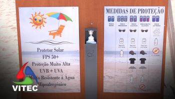 Zonas balneares da Praia com dispensadores de protetor solar