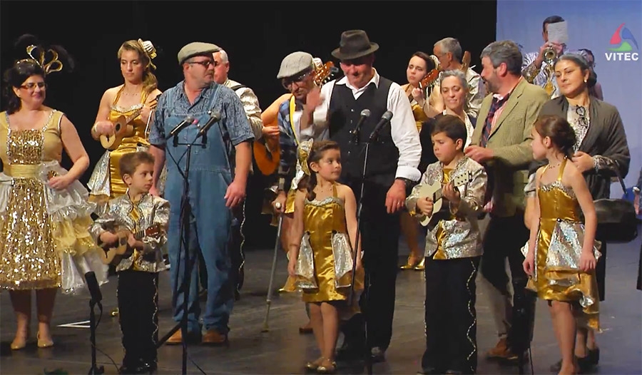 Um Congresso da 3ª Idade - Bailinho do Posto Santo - Carnaval 2015