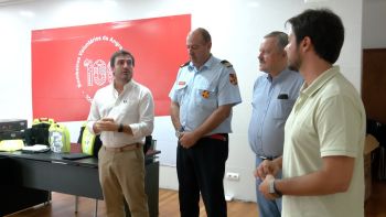 Bombeiros de Angra recebem novos desfibriladores automáticos externos