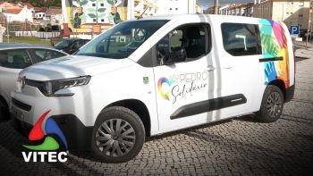 São Pedro com carrinha que facilita a deslocação e integração na comunidade