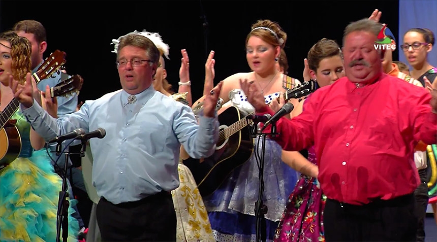 Homens de barba mole - Bailinho Soc. Filarmónica Fonte Bastardo - Carnaval 2015