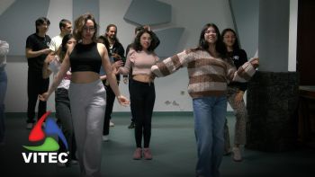 Cinco carros alegóricos e 200 figurantes preparam-se para o cortejo de abertura das Sanjoaninas '25