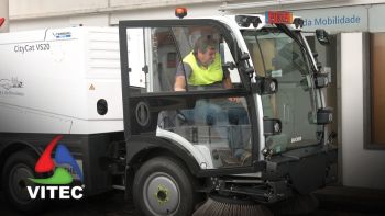 Angra com mais equipamentos de recolha de resíduos e limpeza urbana do centro histórico