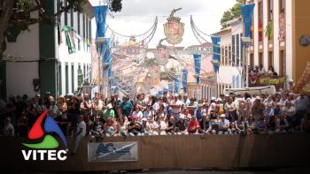 Espera de gado é ponto de encontro e de diversão nas Sanjoaninas