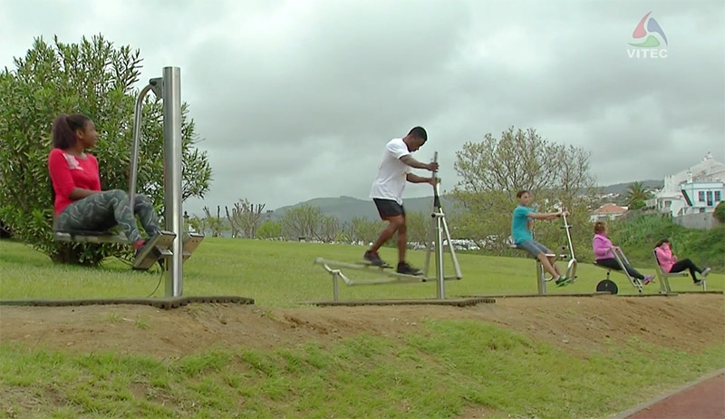Ginásio ao ar livre no Relvão