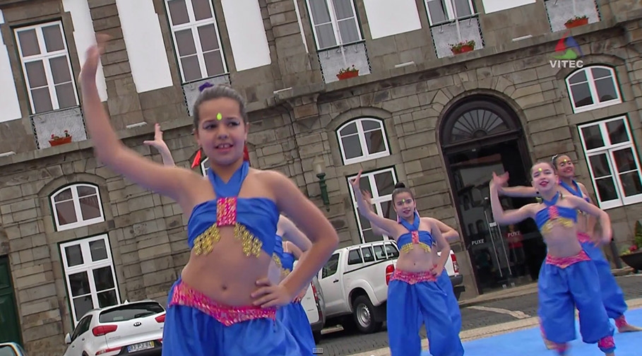 Dia Mundial do Sorriso na Praça Velha - Terceira Dimensão 205